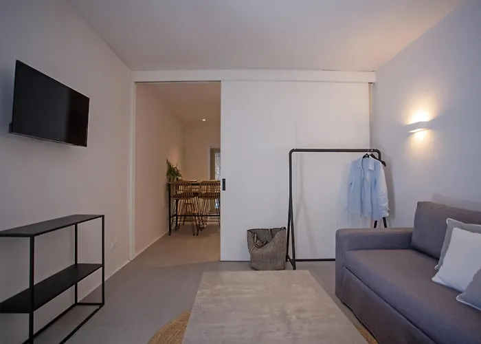 Aura Seaview Sunset Pool - Six Bedrooms Willa