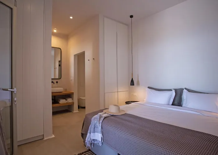 Aura Seaview Sunset Pool - Six Bedrooms Willa *