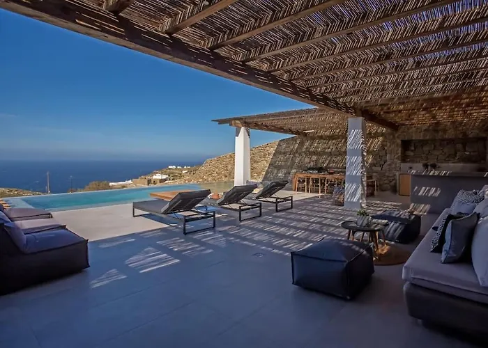 Aura Seaview Sunset Pool - Six Bedrooms