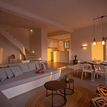 Aura Seaview Sunset Pool - Six Bedrooms