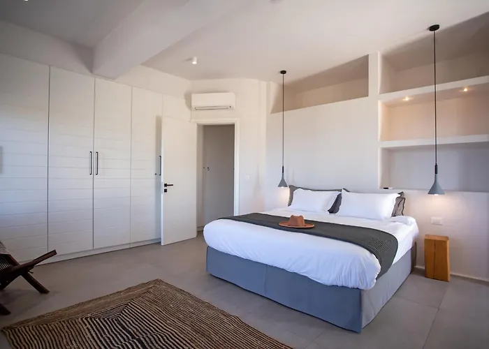 Aura Seaview Sunset Pool - Six Bedrooms * Fanari (Mykonos)