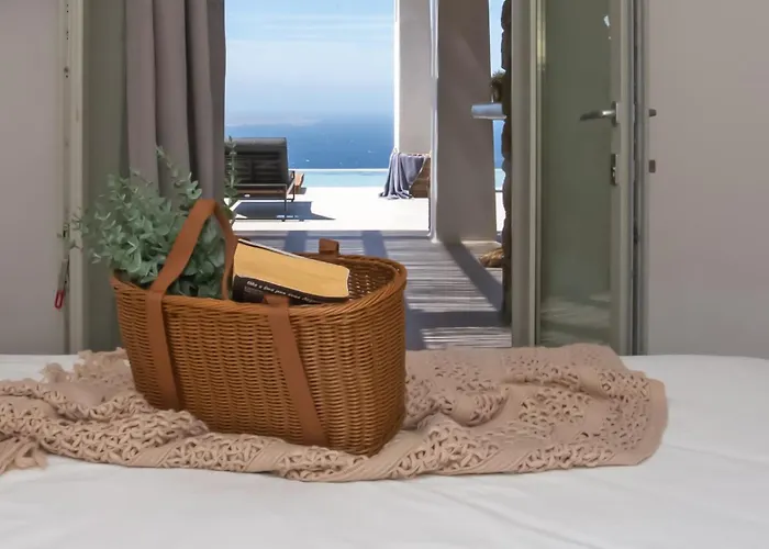 Aura Seaview Sunset Pool - Six Bedrooms Villa