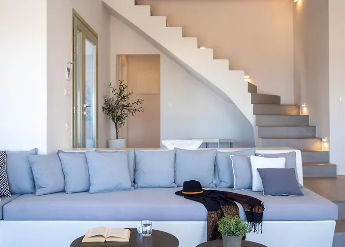 Aura Seaview Sunset Pool - Six Bedrooms