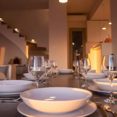 Aura Seaview Sunset Pool - Six Bedrooms וילה