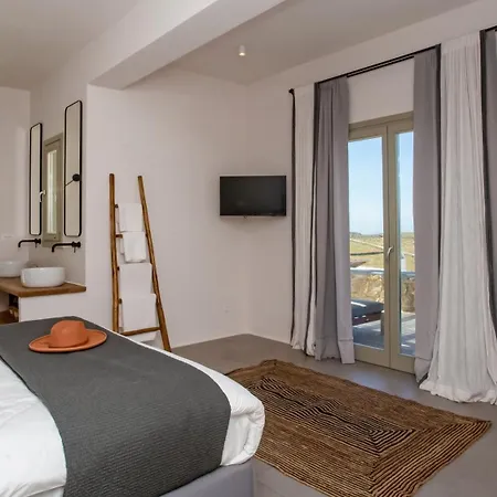 Aura Seaview Sunset Pool - Six Bedrooms