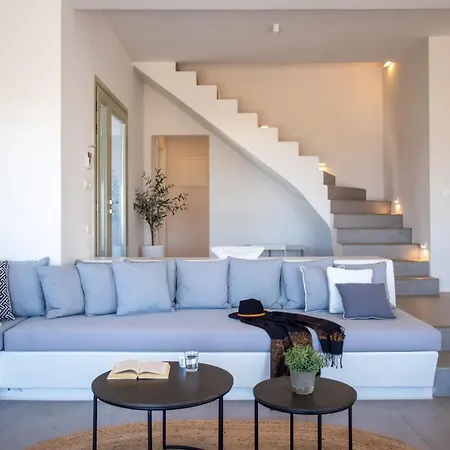 Aura Seaview Sunset Pool - Six Bedrooms