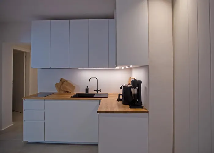 Aura Seaview Sunset Pool - Six Bedrooms *