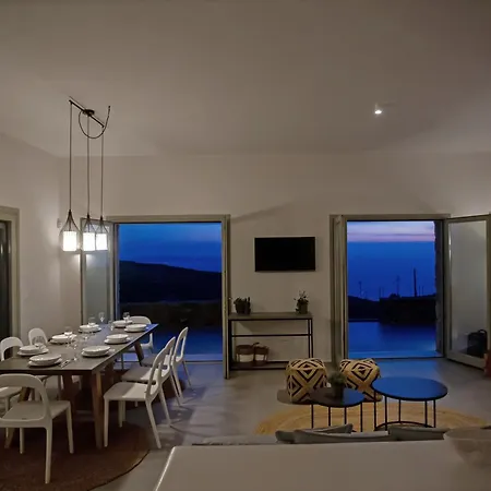 Aura Seaview Sunset Pool - Six Bedrooms