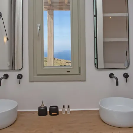 Aura Seaview Sunset Pool - Six Bedrooms Willa