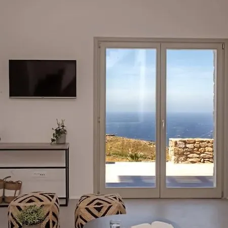 Aura Seaview Sunset Pool - Six Bedrooms Willa