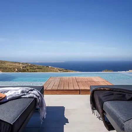 Willa Aura Seaview Sunset Pool W Night Security Guard - Six Bedrooms *