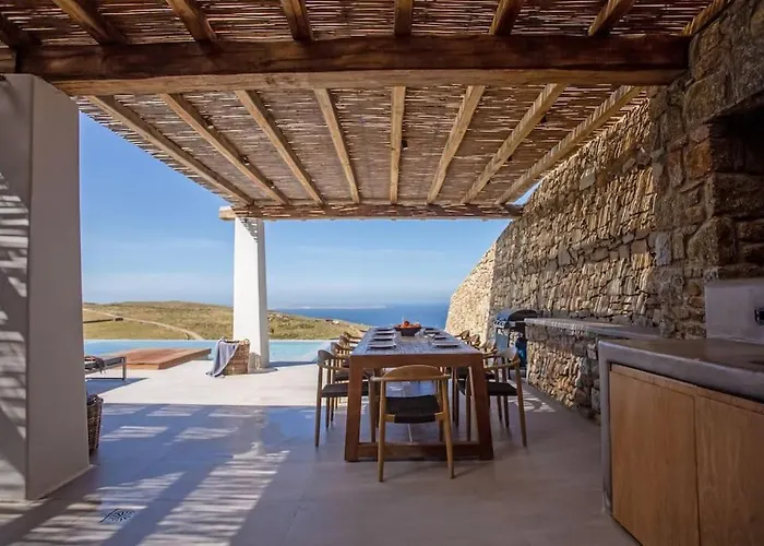 Villa Aura Seaview Sunset Pool - Six Bedrooms